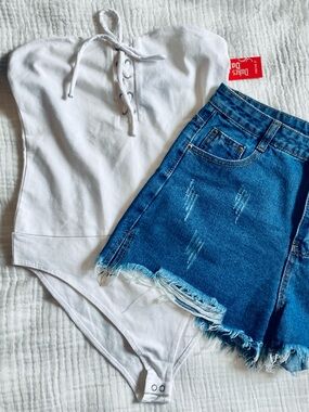 NWT Sexy Lace Up Front Strapless Bodysuit Tube Top White